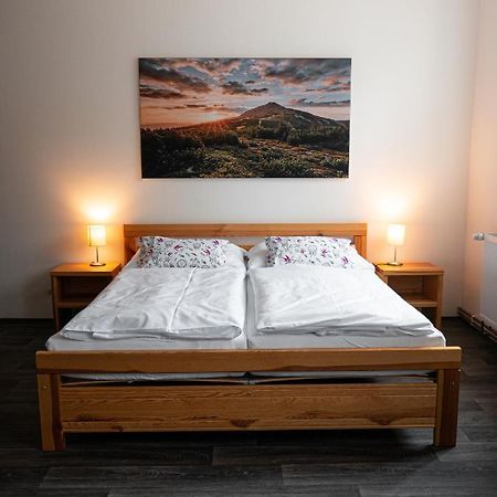 Apartmany U Maxiku ฮอร์นิมาร์ชอฟ ภายนอก รูปภาพ