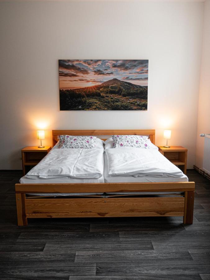 Apartmany U Maxiku ฮอร์นิมาร์ชอฟ ภายนอก รูปภาพ