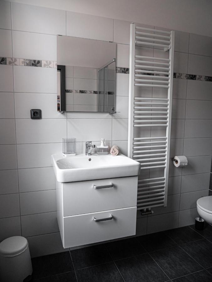 Apartmany U Maxiku ฮอร์นิมาร์ชอฟ ภายนอก รูปภาพ